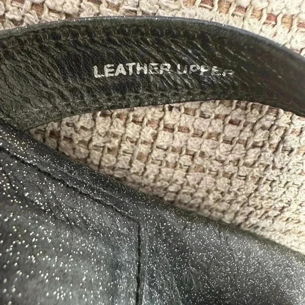 LAMB By Gwen Stefani Leather Thongs - Picture 3 of 9